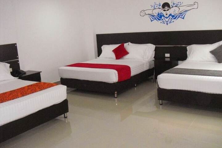 Room 5 of 11