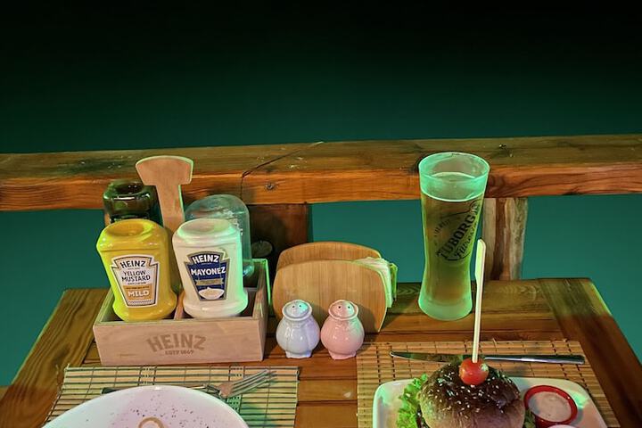 Dining 60 of 83