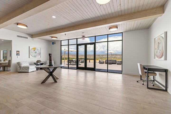 Hotel Interior 9 of 67