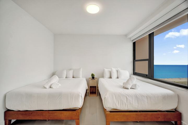 Room 275 of 892