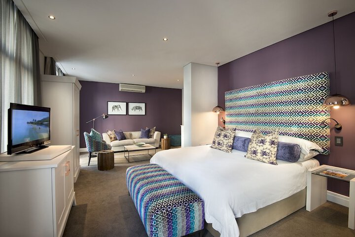 Room 21 of 48