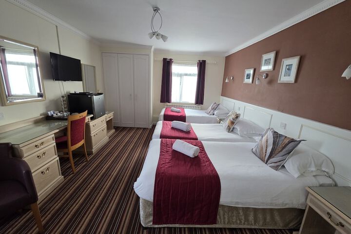 Room 6 of 47
