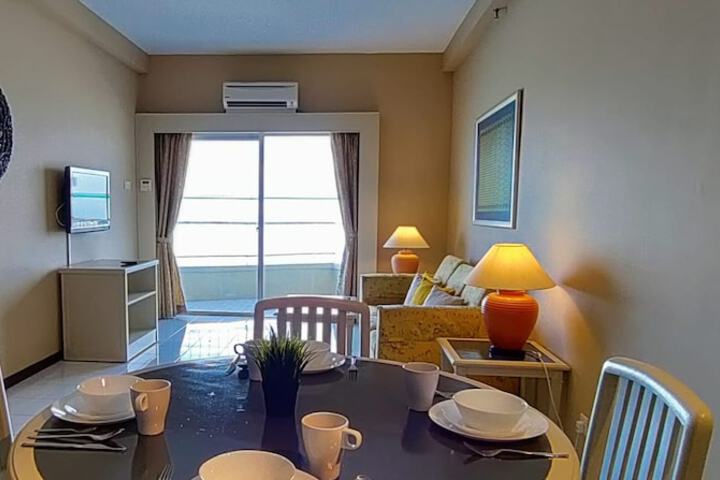 Room 321 of 650