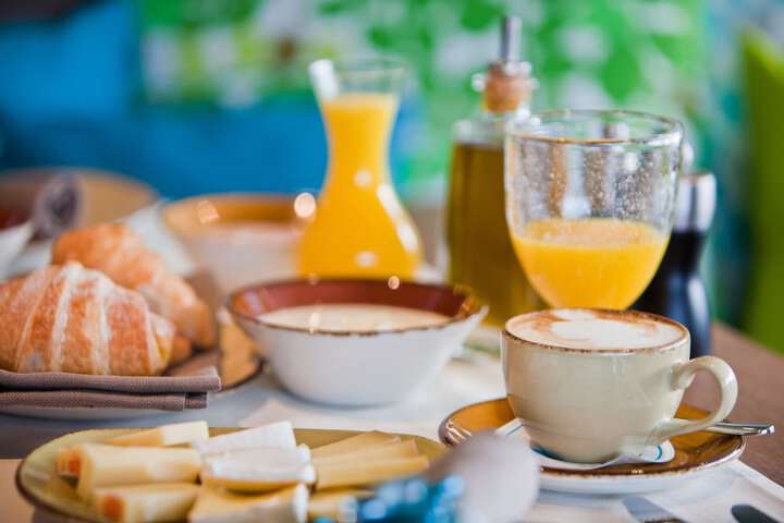 Breakfast/Coffee Service 32 of 70