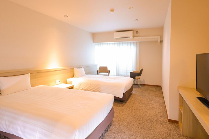 Room 16 of 54