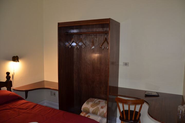 Room 20 of 47