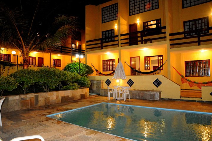 Hotel Pool
