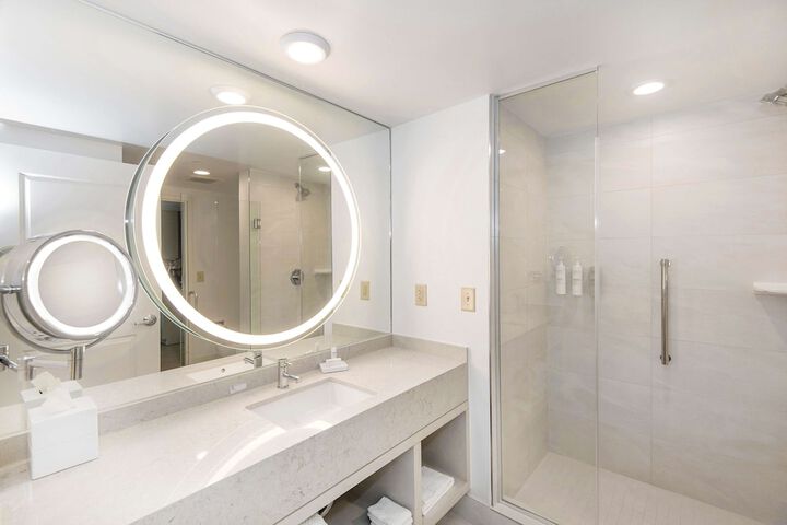 Bathroom shower