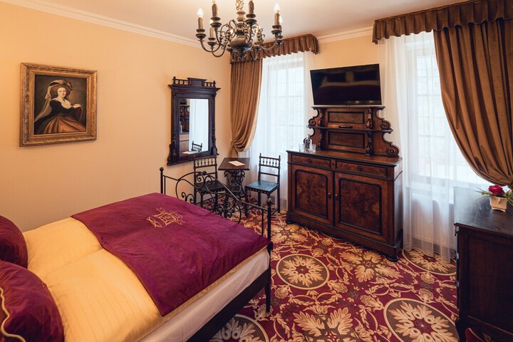 Room 20 of 90
