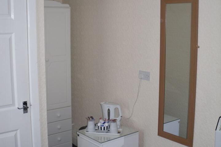 Room 20 of 87