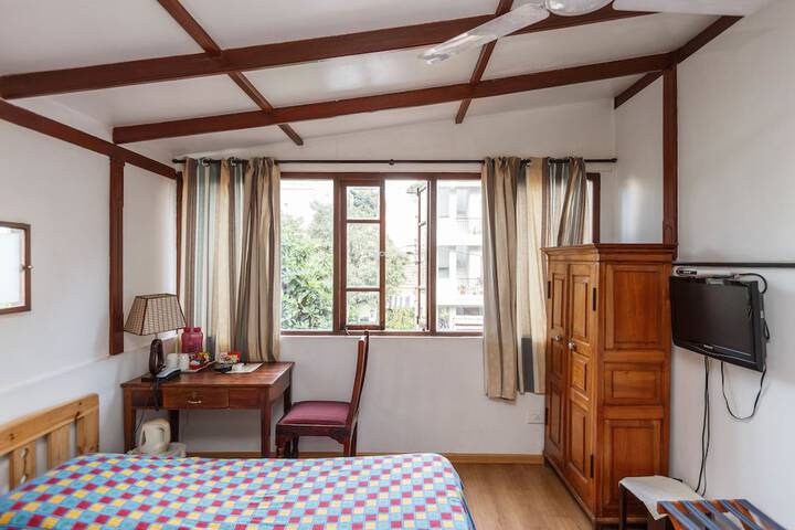Room 48 of 89