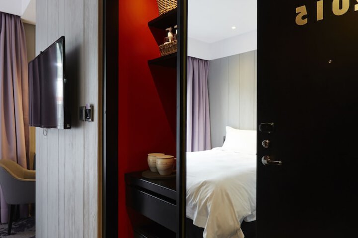 Room 20 of 61