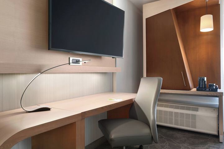 Room 9 of 45