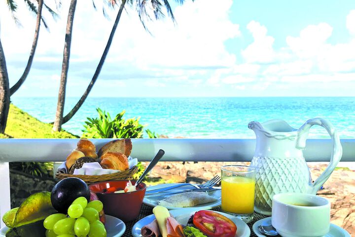 Breakfast/Coffee Service 86 of 130
