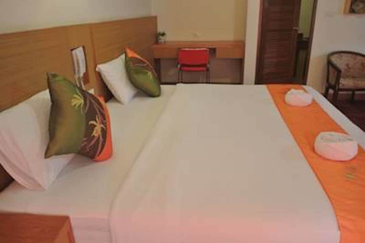 Room 15 of 31