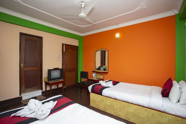 Room 9 of 49