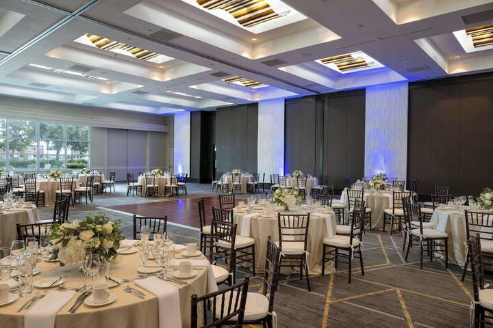 Banquet hall