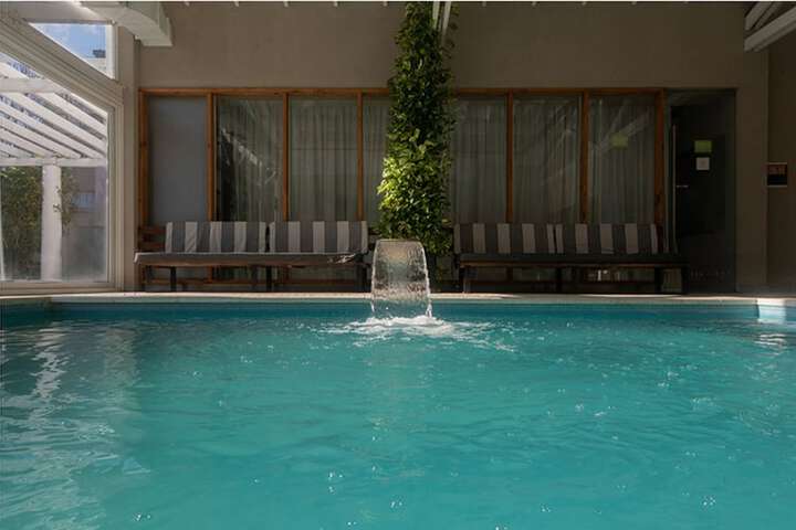 Pool 21 of 54