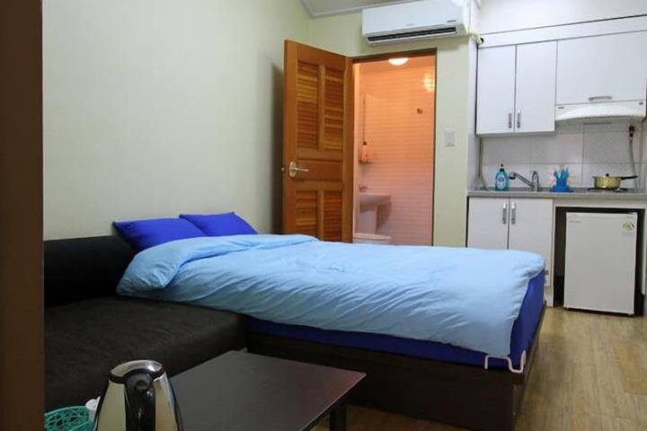 Room 19 of 57