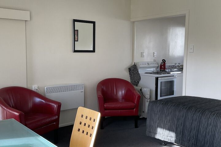 Room 35 of 69
