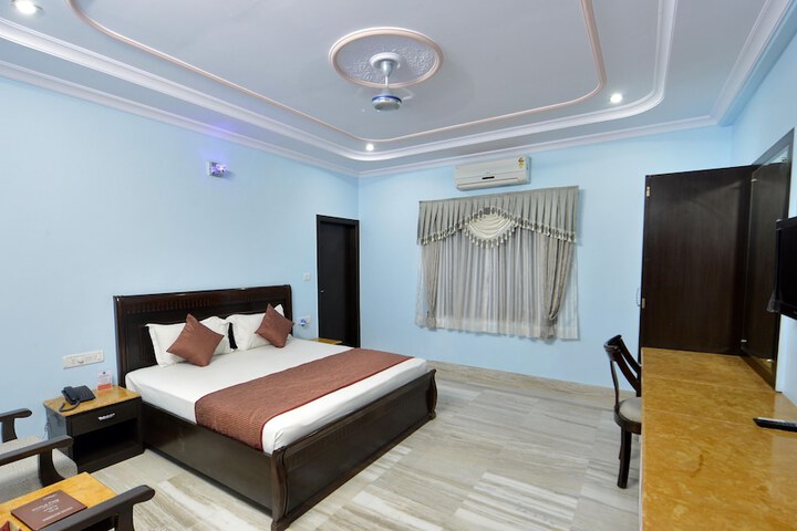 Room 18 of 38