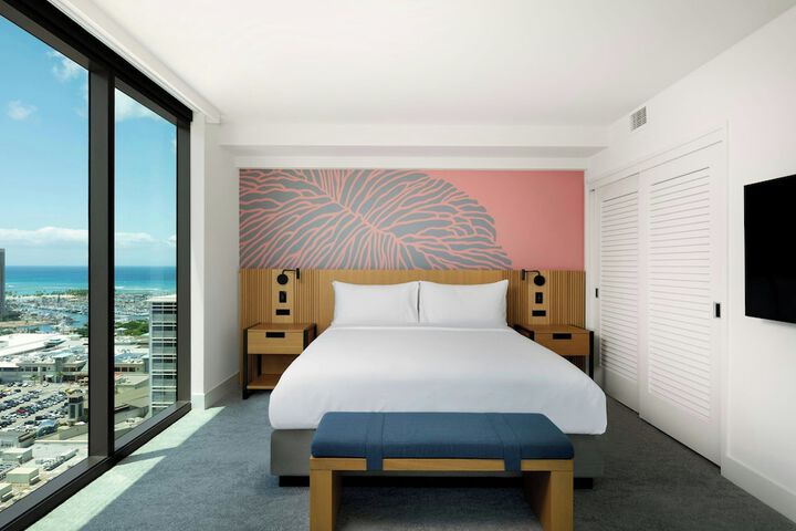 Room 60 of 168