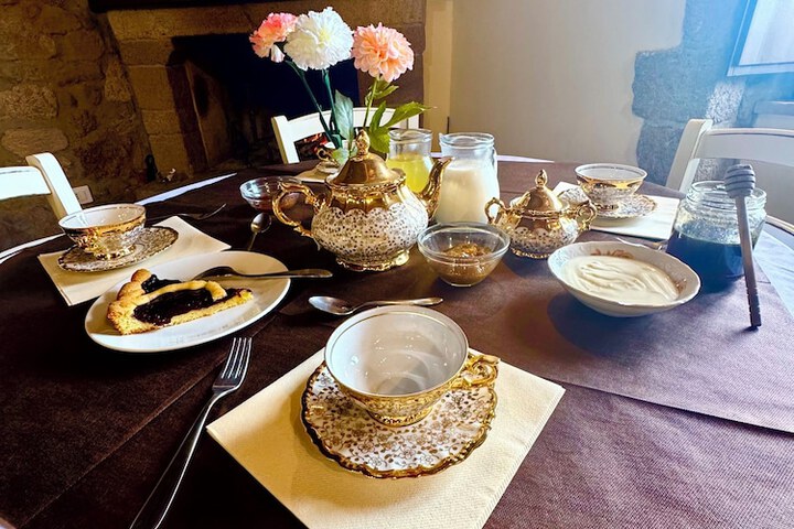 Breakfast/Coffee Service 115 of 157