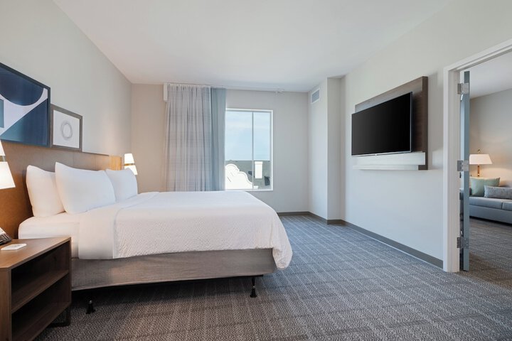 Room 18 of 61