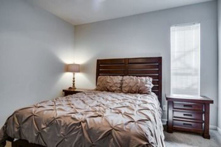Room 10 of 22