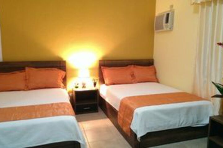 Room 25 of 53