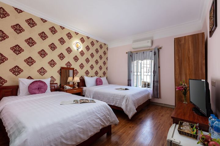 Room 15 of 55