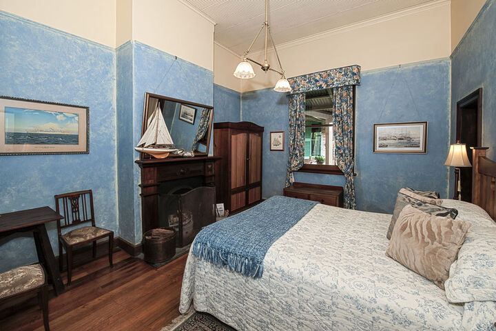 Room 15 of 85