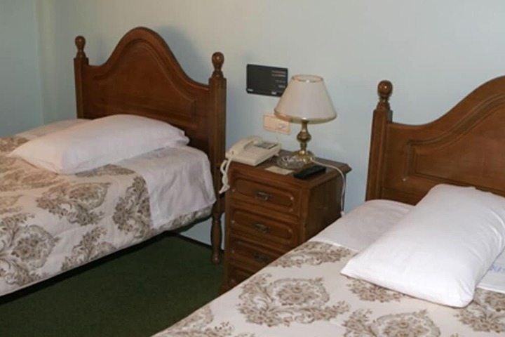 Room 22 of 32