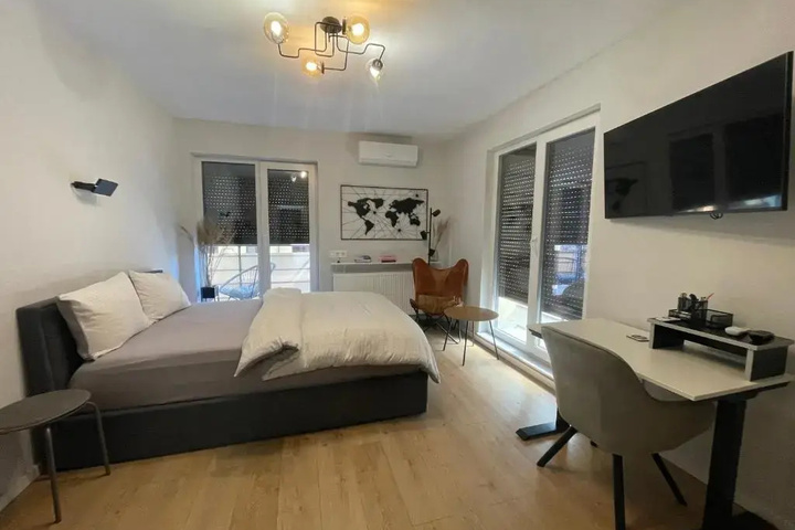 Urban Studios near Iulius Mall