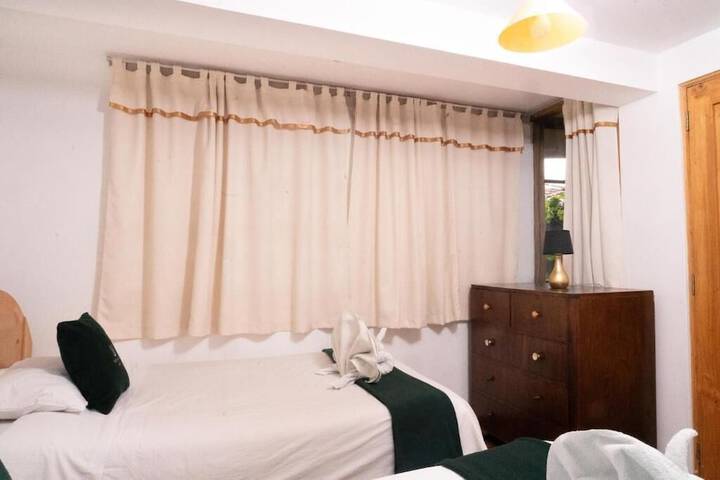 Room 10 of 40