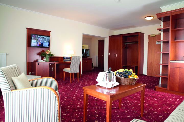 Room 29 of 84