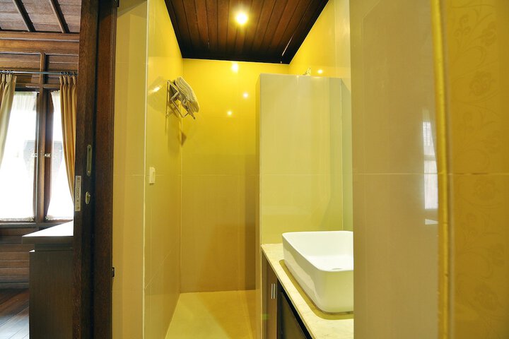 Room 25 of 50