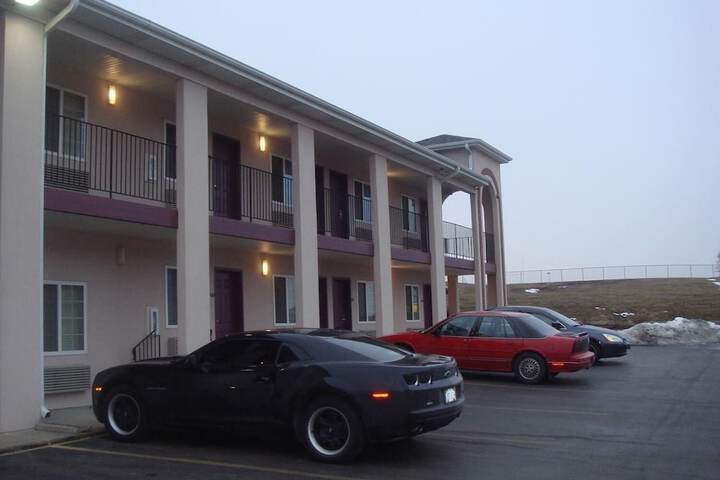 Property Grounds 22 of 27