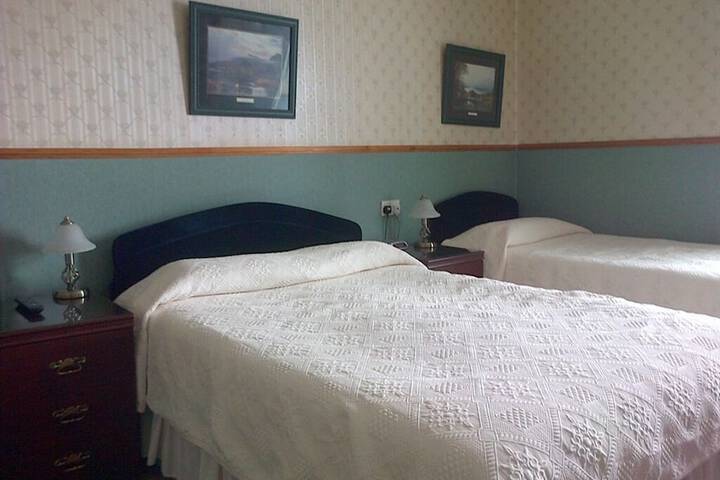 Room 2 of 12