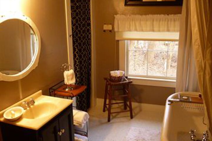 Room 4 of 29