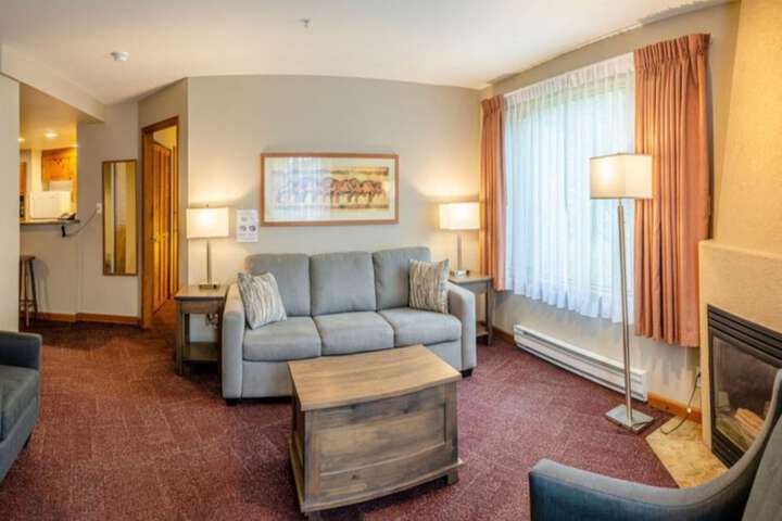 Room 176 of 266
