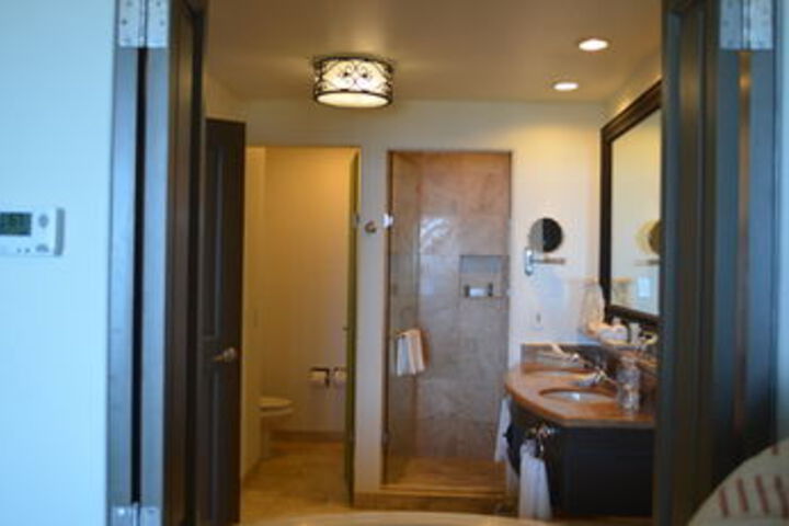 Room 4 of 29