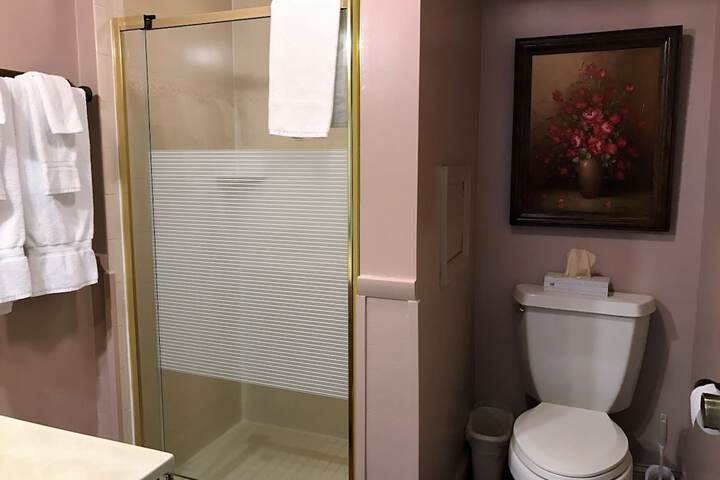 Room 35 of 42