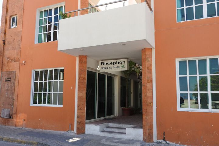 Hotel 66 of 74