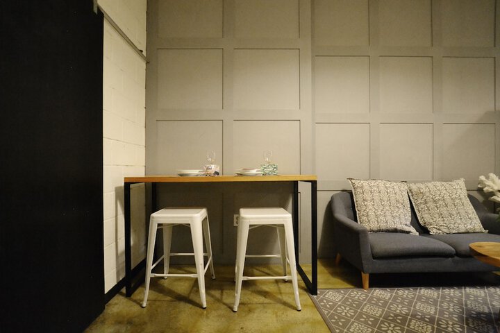 Room 10 of 114