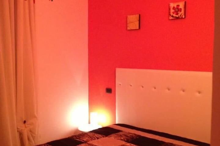 Room 5 of 15