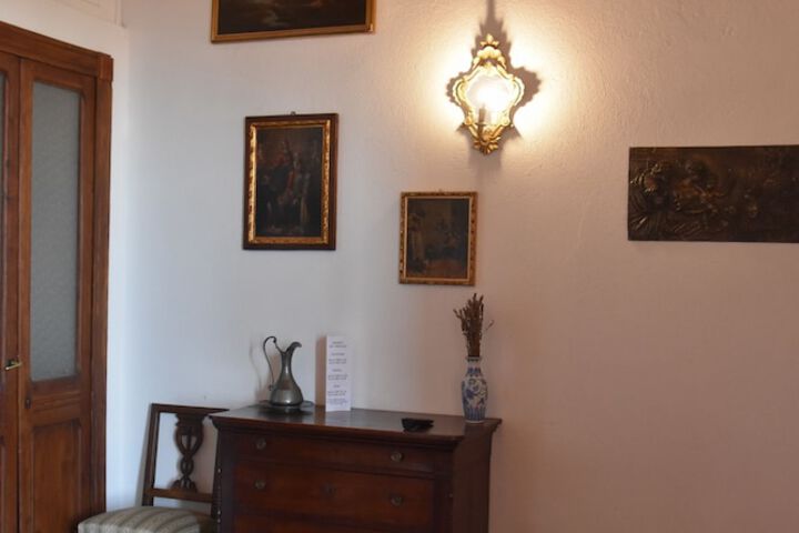 Room 15 of 39