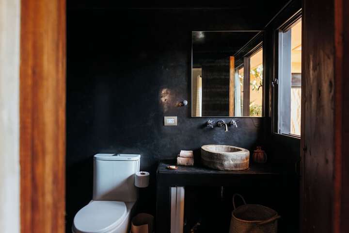 Room 79 of 118