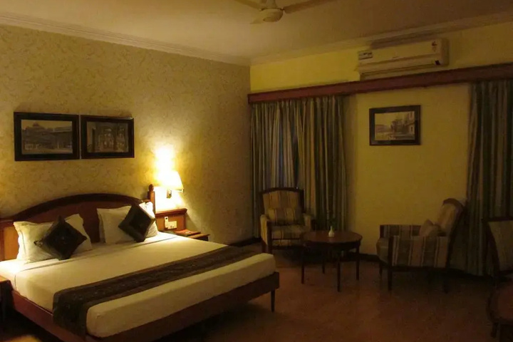 guest_rooms