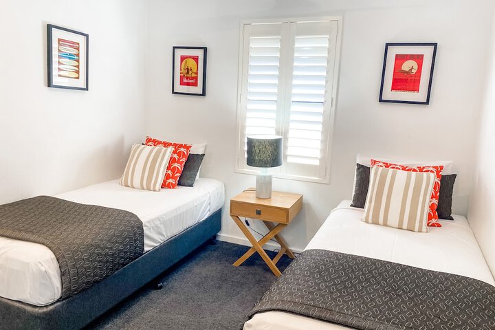 Room 12 of 174